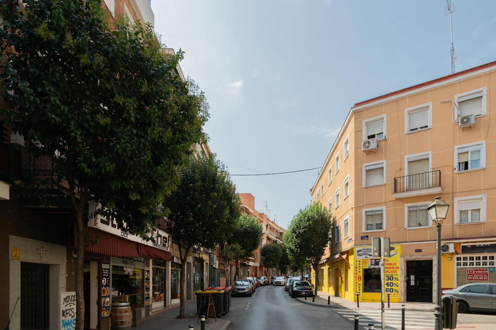 Madriver Apartamentos Reformados Con Parking Gratuito Exterior foto